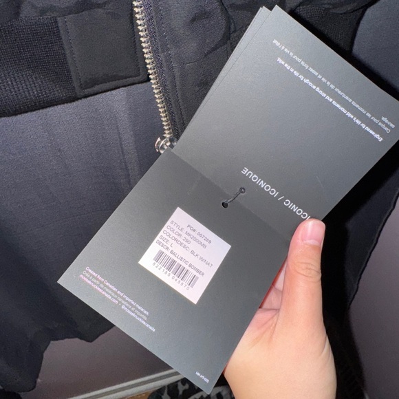 MOOSE KNUCKLES BALLISTIC BOMBER JACKET - Picture 2 of 7